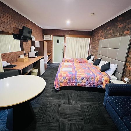 Two Rivers Motel Wentworth Bagian luar foto